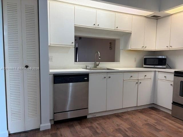 Building Photo - 1300 SW 125th Ave