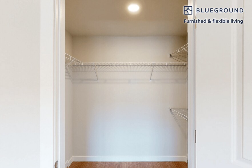 Building Photo - 1001 Harvey Dr