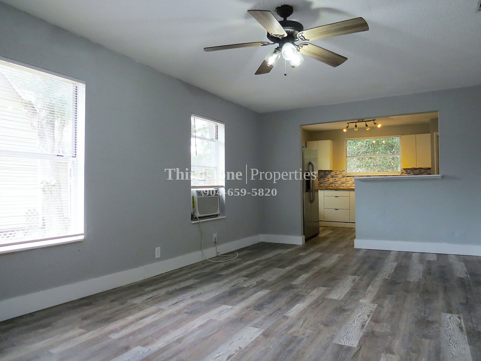 Building Photo - 1225 E 14th St