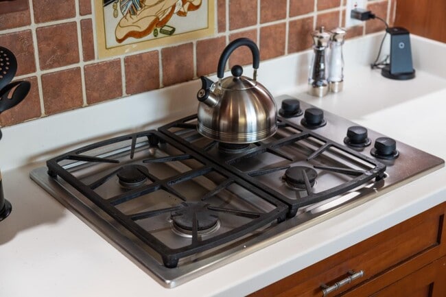 Building Photo - 530 Rockaway Beach Ave