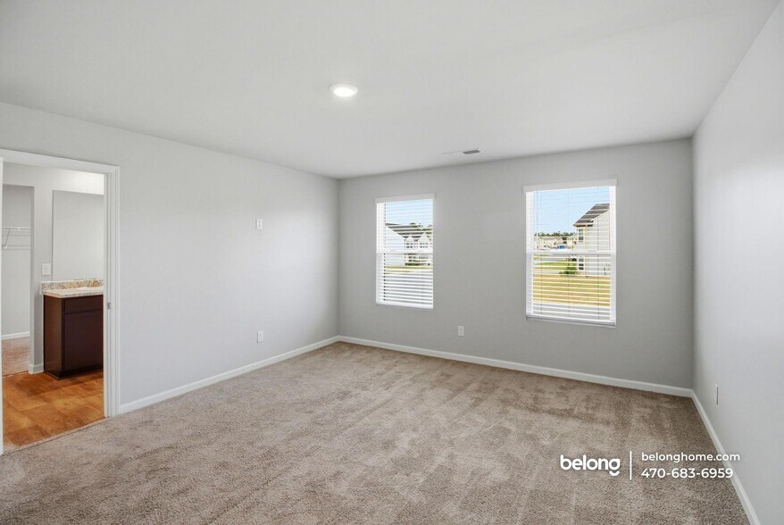Building Photo - 163 Goodall Woods Dr