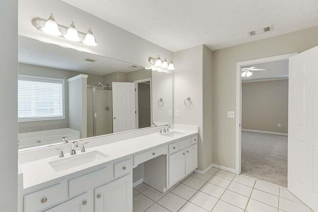 Building Photo - 4439 Woodgate Hill Trail