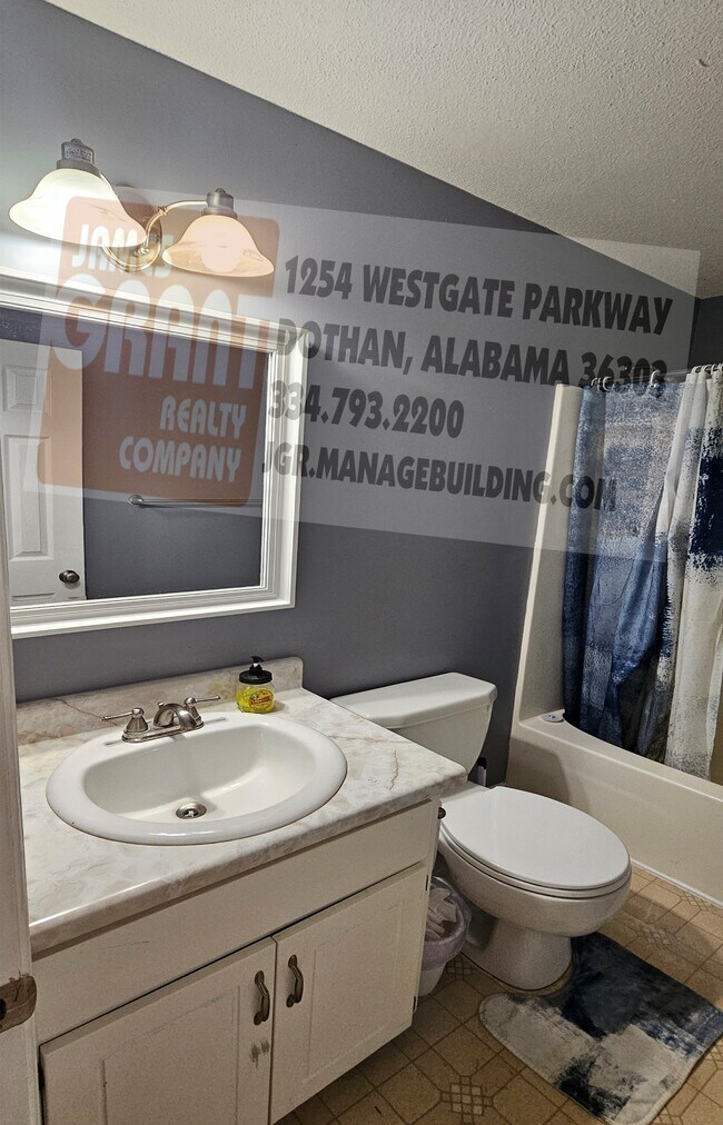 Building Photo - 312 Joe Walding Dr