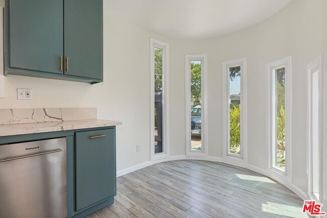 Building Photo - 3706 Brunswick Ave