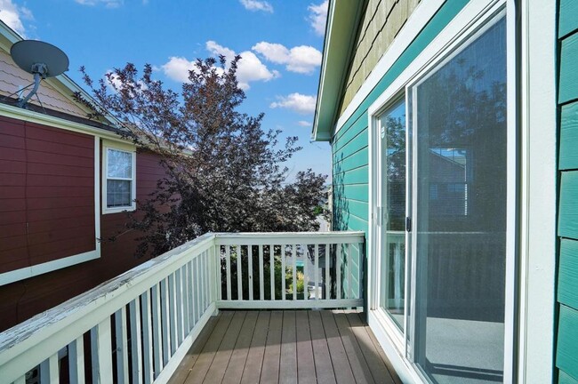 Building Photo - 1577 Monterey Rd