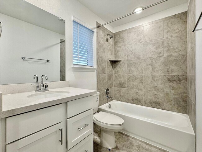 Building Photo - 611 Emory Crossing Blvd