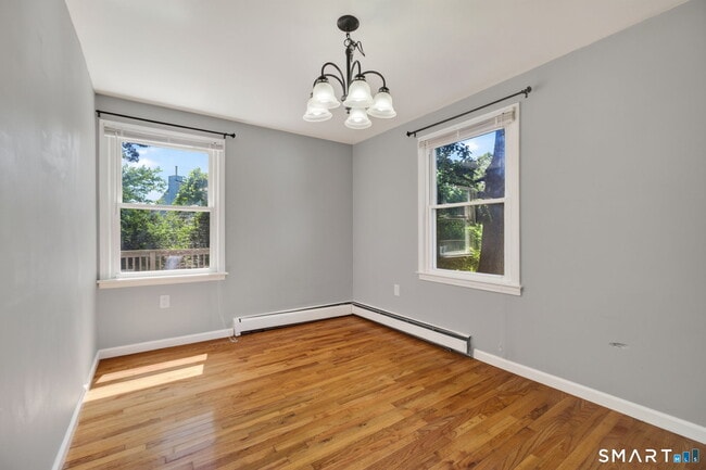 Building Photo - 224 Anns Farm Rd