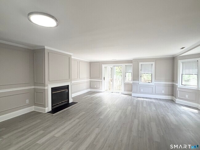 Building Photo - 1414 Whitney Ave