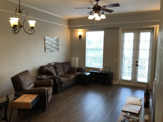 Building Photo - Jackson Square - 2 Bedroom, 2 Bathroom Condo