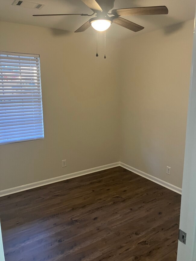 Building Photo - 3425 Pne Crst Rd