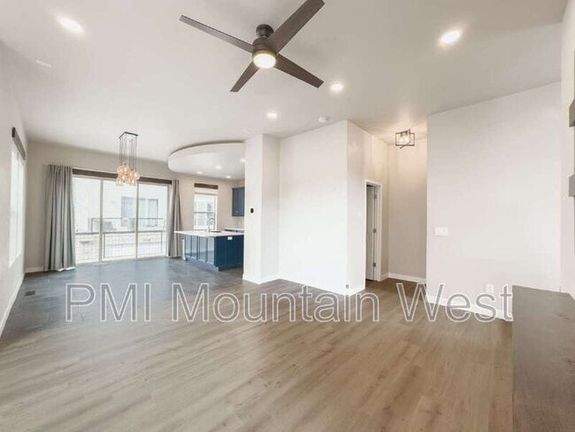 Building Photo - 7537 Russi Pl