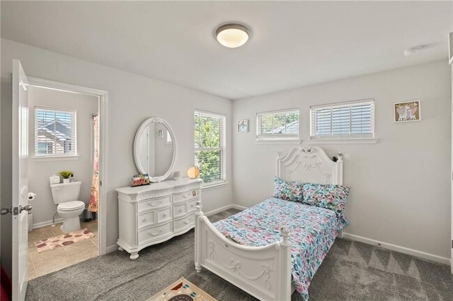 Building Photo - 1166 Arrowlake Rd