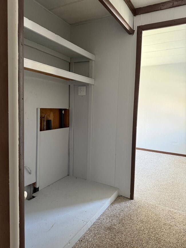 Building Photo - 32387 State Rte 3