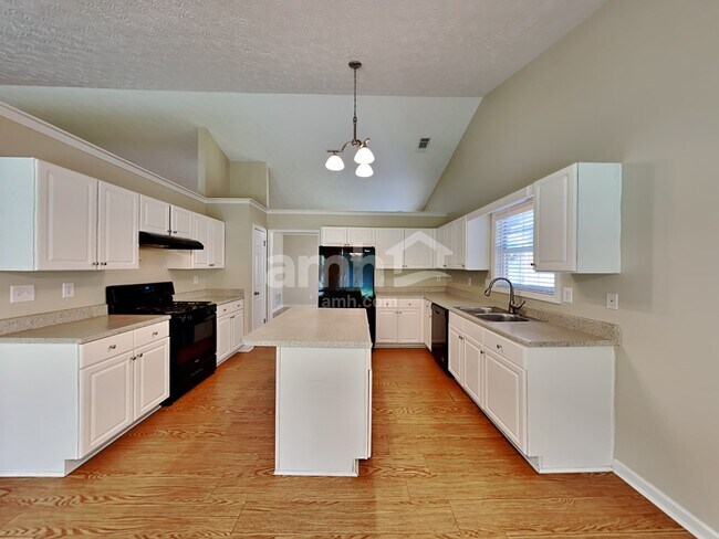 Building Photo - 4620 English Oaks Ln NW