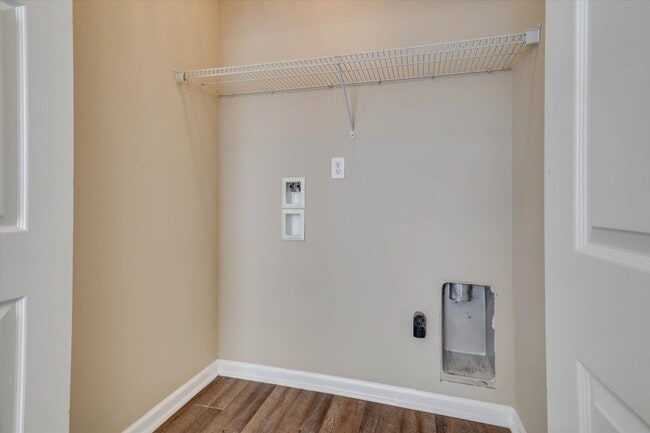 Building Photo - 1622 Emma St