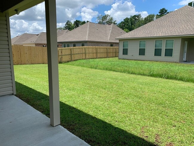 Building Photo - 3BD/2BA House for Lease - Nickens Lake Sub...
