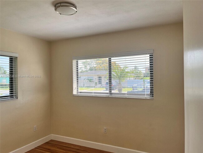 Building Photo - 11535 SW 139th Ter