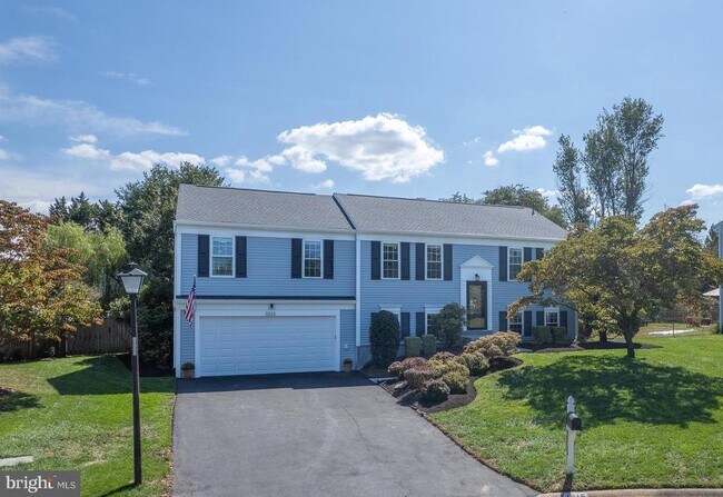 Building Photo - 1615 Spottsworth Way