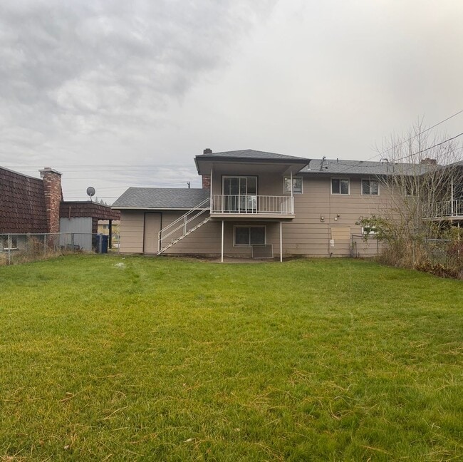 Building Photo - 1362