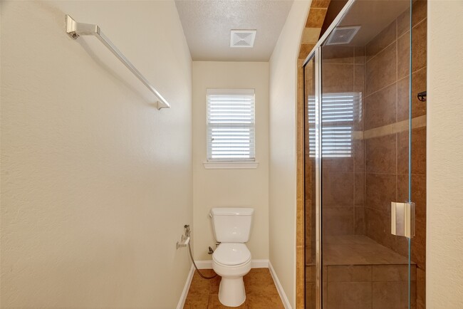 Building Photo - 5810 Post Oak Manor Dr