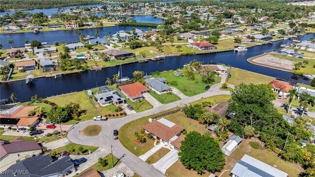 Primary Photo - 2106 E Tobago Cir