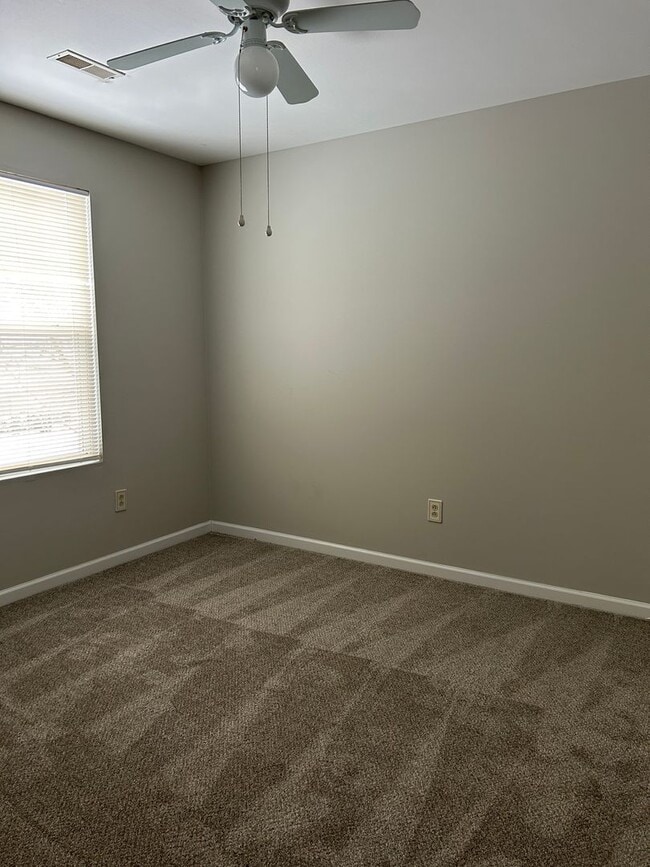 Building Photo - 2031 Celebration Park Cir