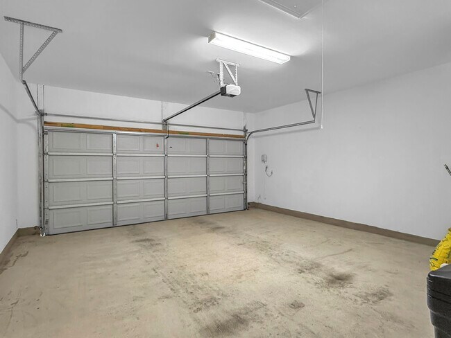 Building Photo - 2608 Emerson Trl