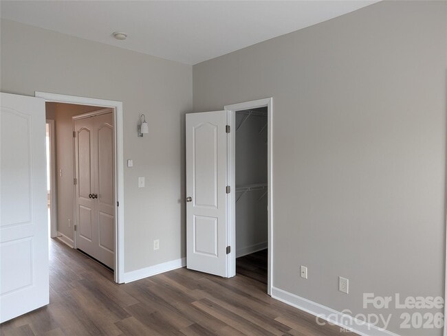 Building Photo - 174 Singleton Rd