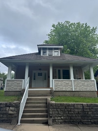 Building Photo - 420 Marie St