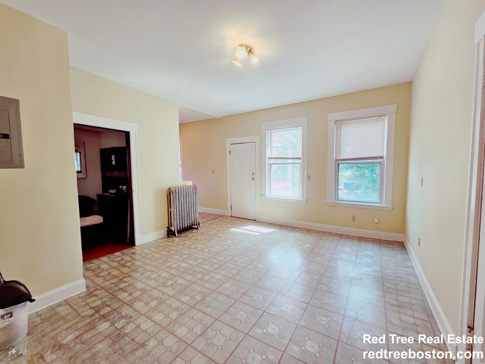 Building Photo - 243 Callender St