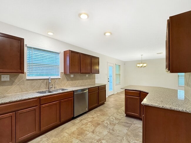 Building Photo - 8018 Assumption Dr