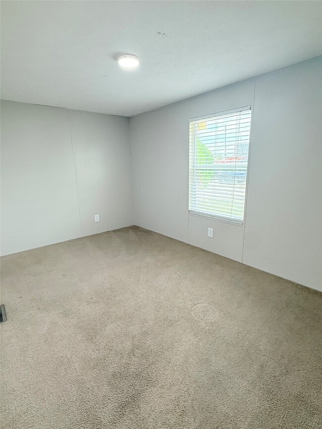 Building Photo - 127 Dolphin Harbor S
