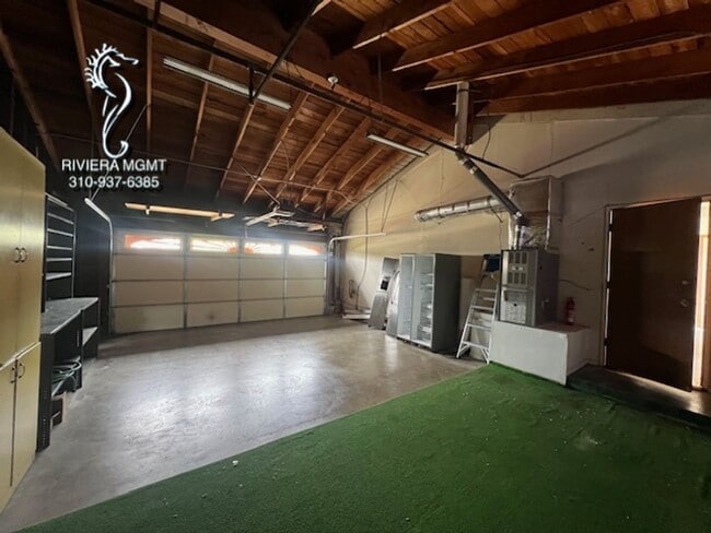 Building Photo - 5 bedroom 4 bath in Rancho Palos Verdes