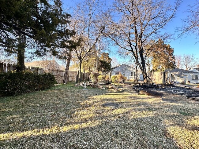 Building Photo - 2144 NW 36th St