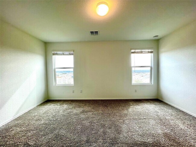 Building Photo - 8001 Copper Prairie Bend