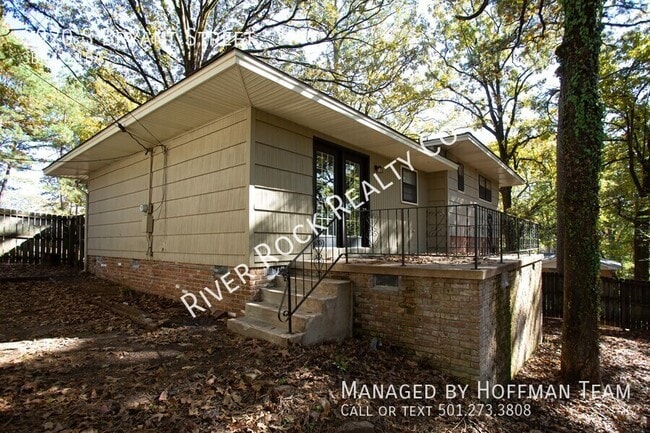 Building Photo - 2920 S Bryant St