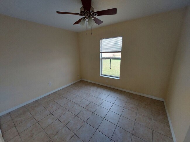 Building Photo - 130 Juniper Loop Cir