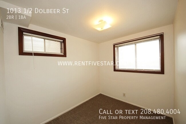 Building Photo - 1013 1/2 Dolbeer St-