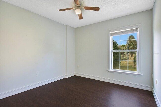 Building Photo - 2053 Dixie Belle Dr