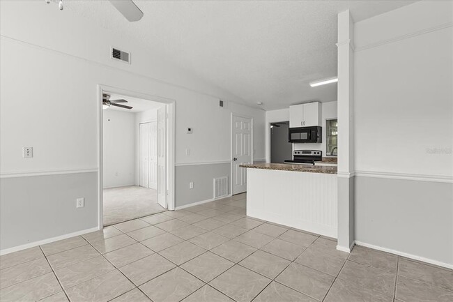 Building Photo - 1222 Woodman Way