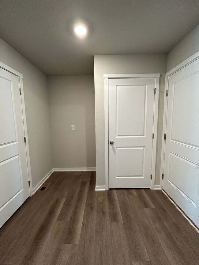 Building Photo - Your Dream Home Awaits in Gretna, NE!