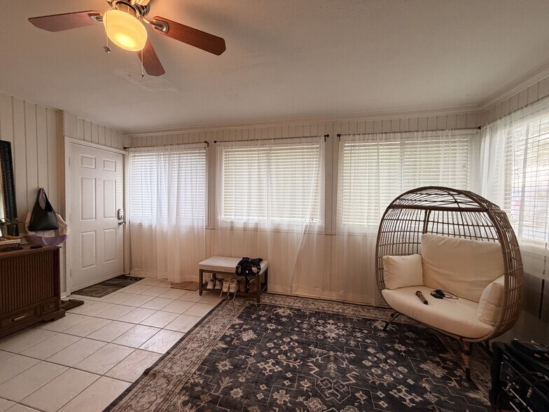 Building Photo - 3000 Hillsboro Pike