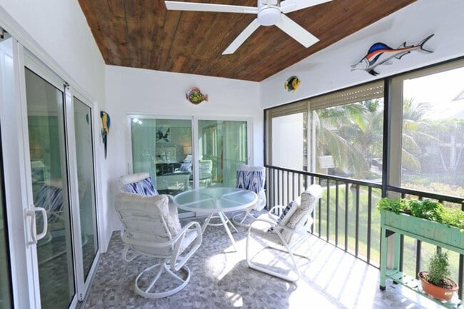 Building Photo - 4161 S US Hwy 1