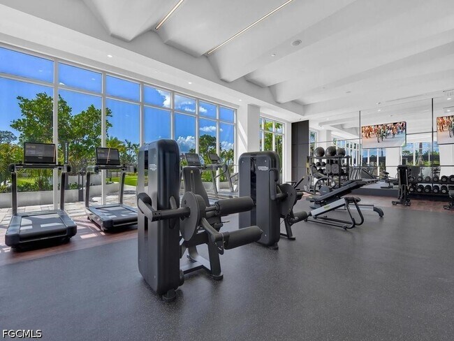 Building Photo - 4810 Pelican Colony Blvd
