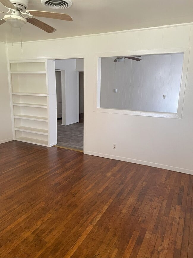 Building Photo - Move in Ready - S. 53rd St Temple Texas