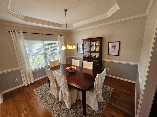 Building Photo - GRASSFIELD - Lauren's Cove