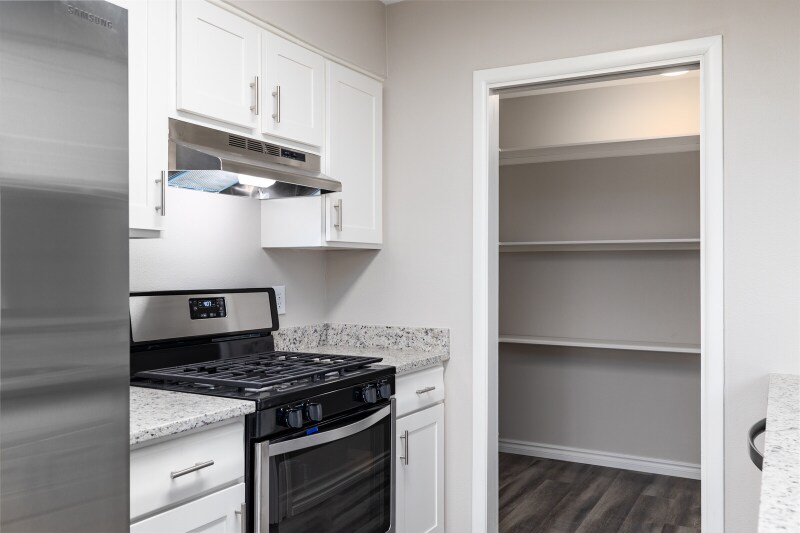 Building Photo - 7210 Grass Valley Dr