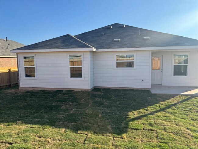 Building Photo - 117 Donnington Dr