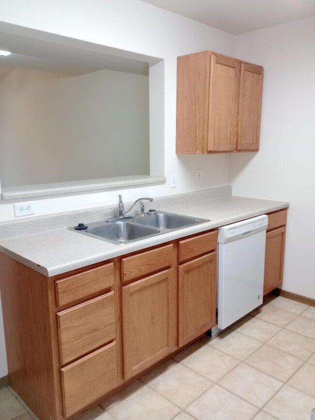 Building Photo - 5718 Canaveral Dr