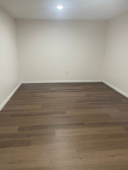 Building Photo - 12720 Knightsbridge Dr